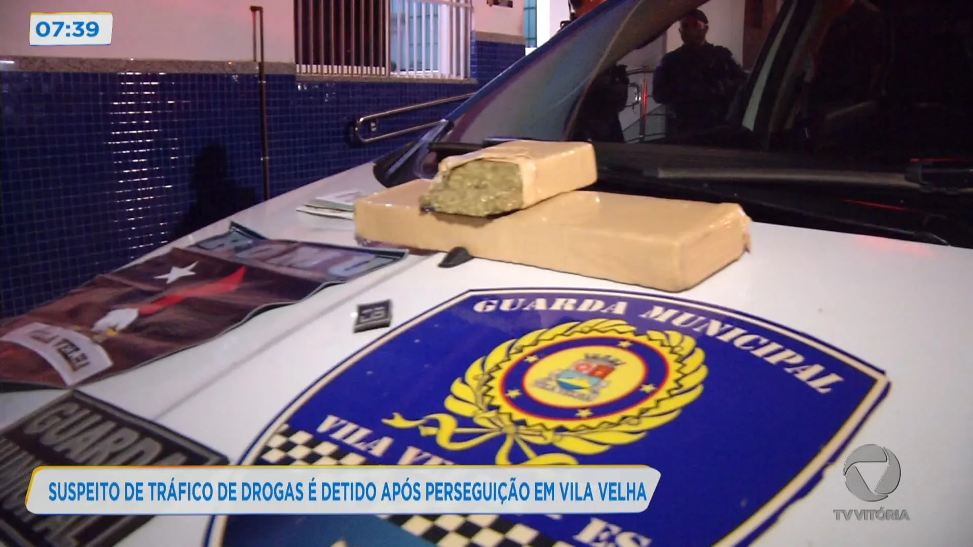 Suspeito de tráfico de drogas é detido após perseguição em Vila Velha