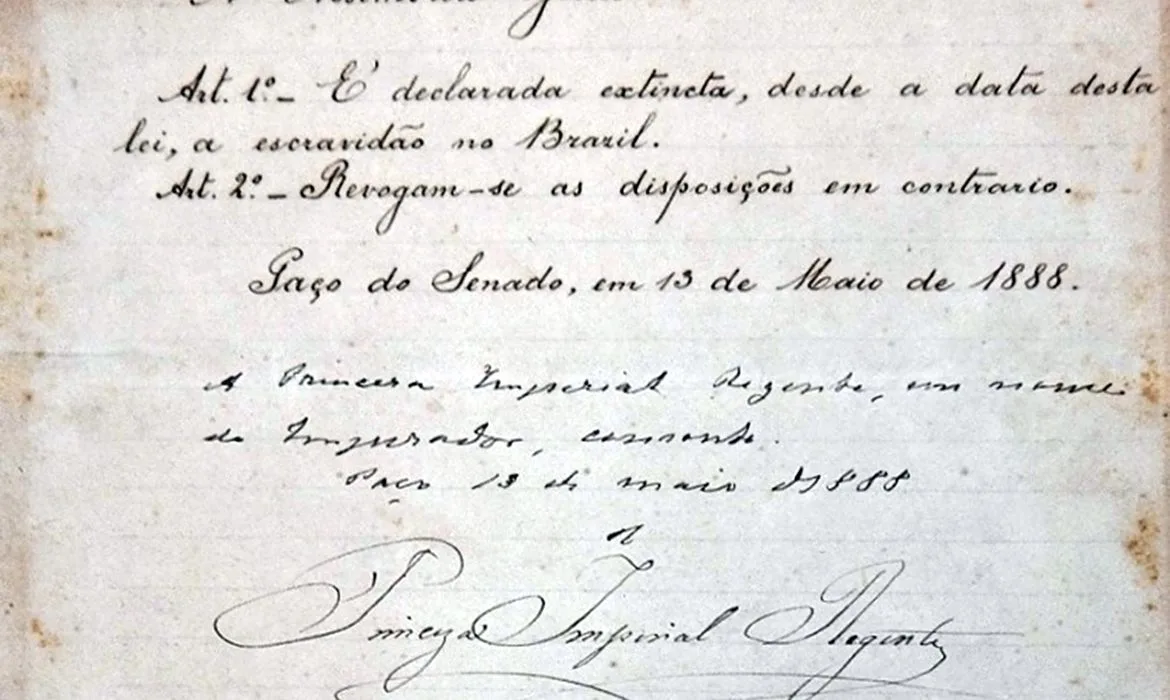 13 de maio de 1888 – Princesa Isabel assina a lei Áurea