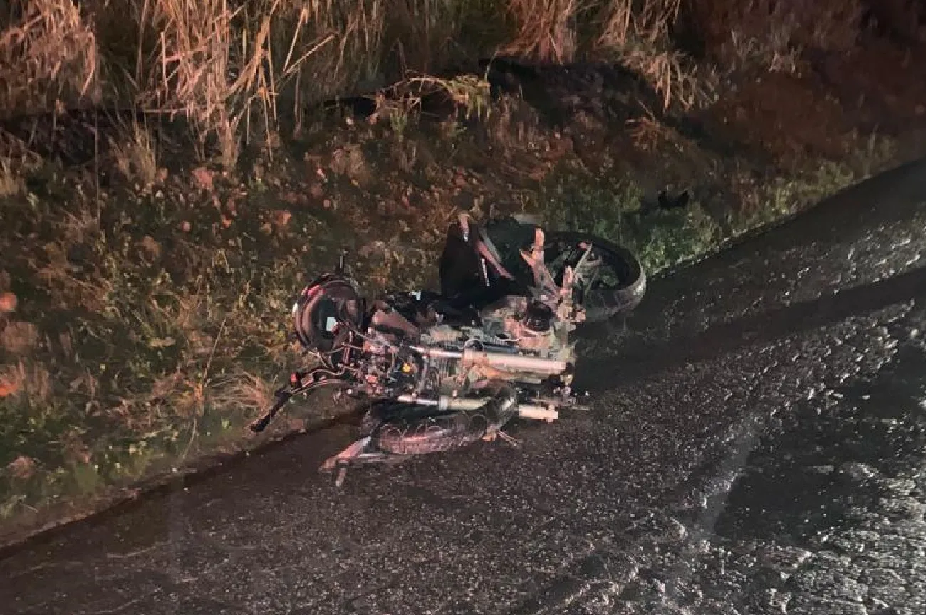 Motociclista morre em acidente com caminhonete na BR-262, em Marechal Floriano