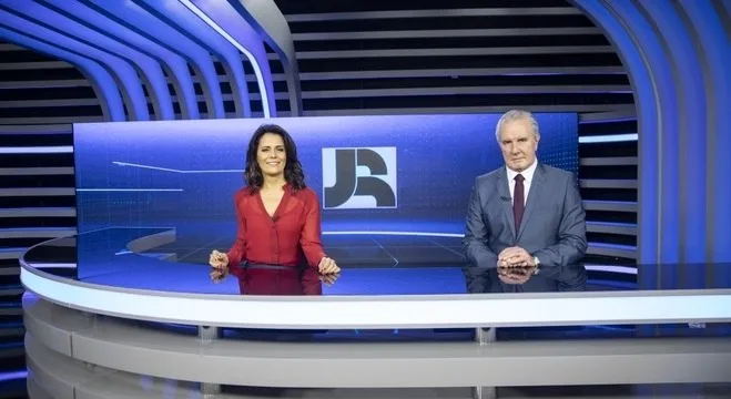 Jornal da Record dobra audiência após mudar de horário