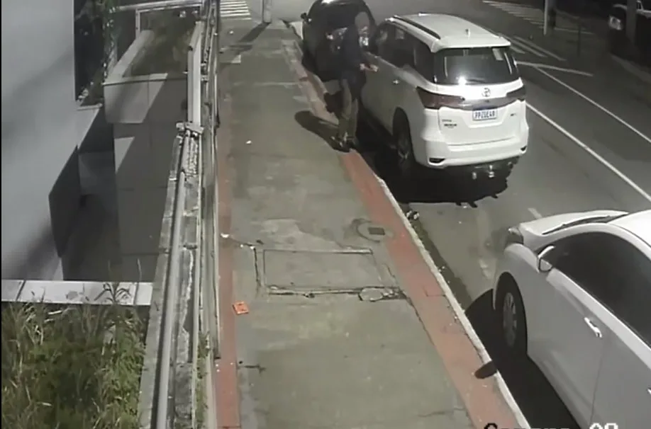 VÍDEO | Criminoso mascarado furta carro em Vila Velha