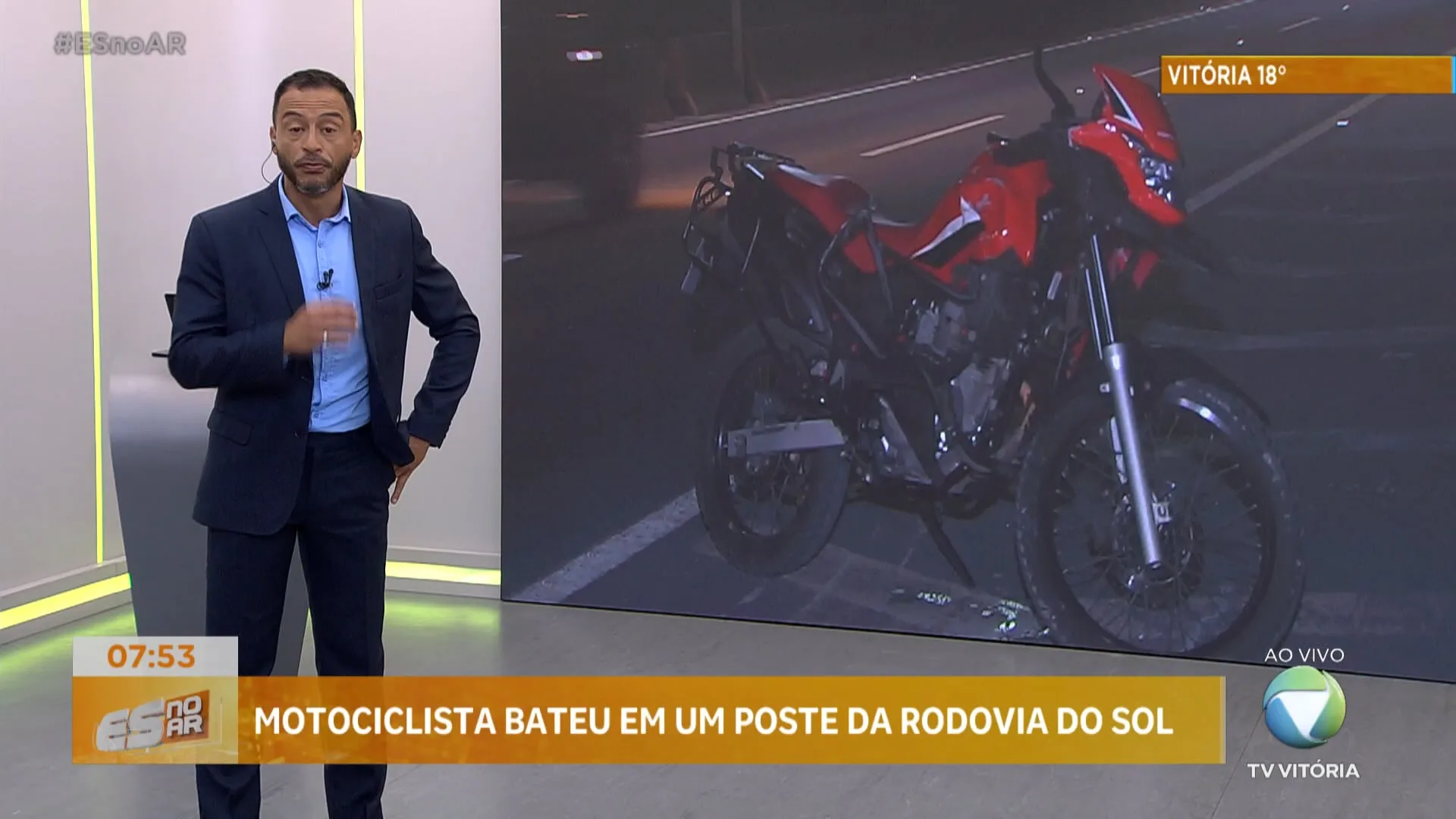 Motociclista bateu em um poste da Rodovia do Sol