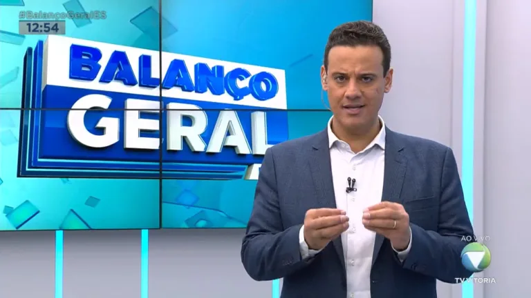 Adolescente é baleada na praia, em Vitória