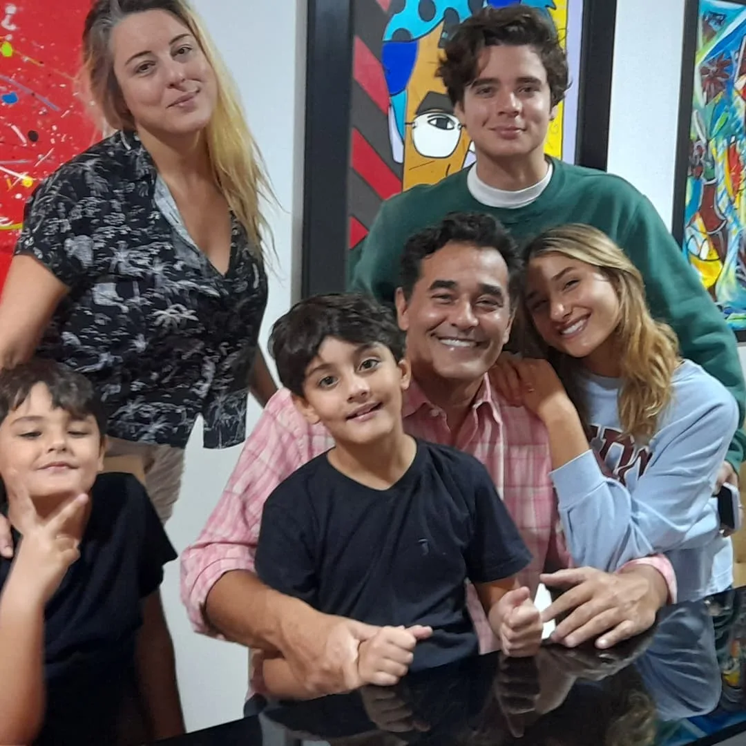 Após se recuperar da Covid-19, Luciano Szafir passa Dia dos Pais com os filhos: Não podia estar mais feliz