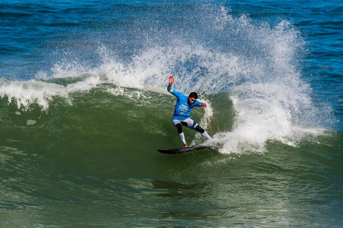 Bicampeão Brasileiro de surf, Krystian Kymerson mira elite mundial em 2022