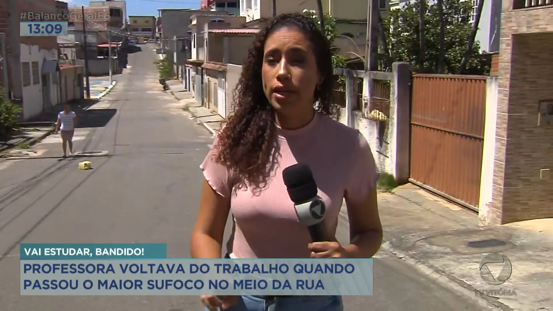 Professora voltava do trabalho quando passou o maior sufoco no meio da rua