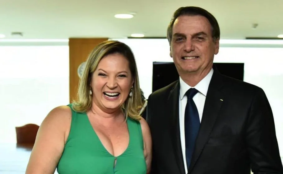 É inadmissível o flerte escancarado com autoritarismo, diz Joice Hasselman sobre Eduardo Bolsonaro