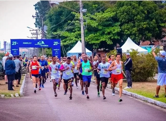 Maratona de Vitória terá 3,4 mil corredores em ação no domingo