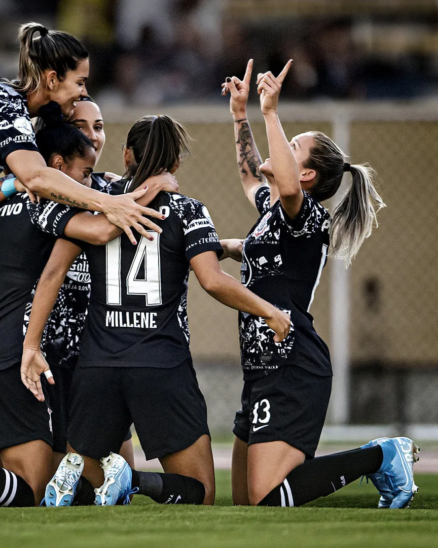 Corinthians vence Ferroviária em Quito e conquista título da Libertadores Feminina