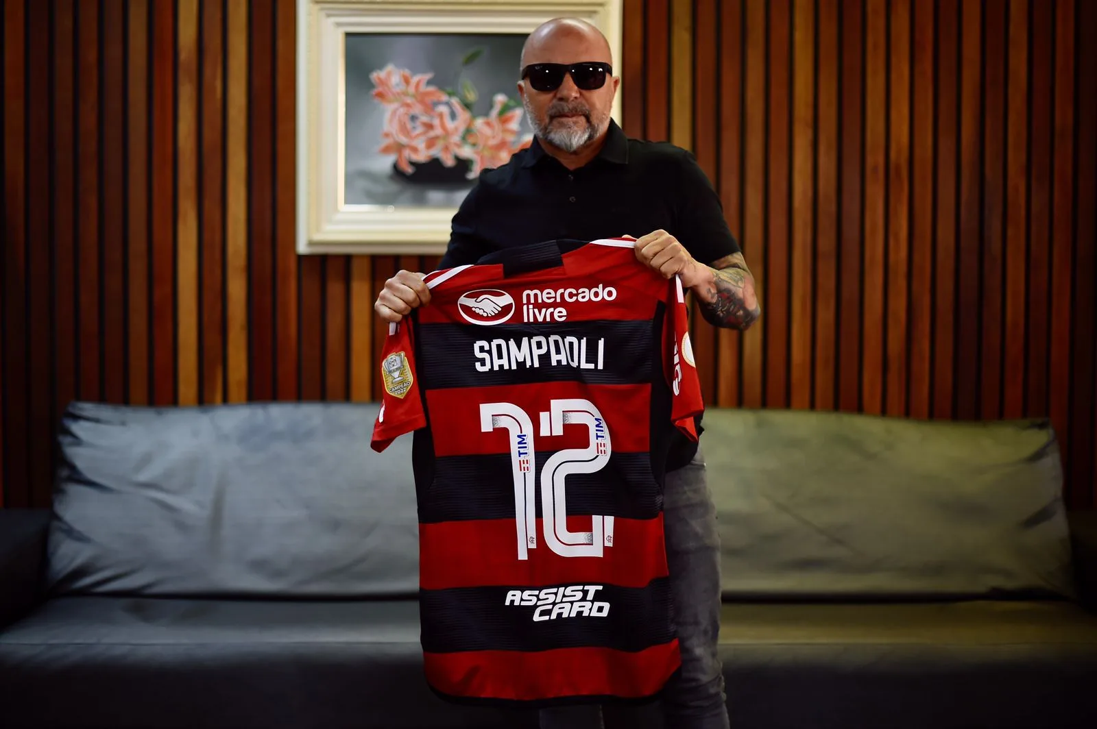 Sampaoli chega ao Flamengo prometendo futebol ofensivo: 'Obrigação é dar alegrias'