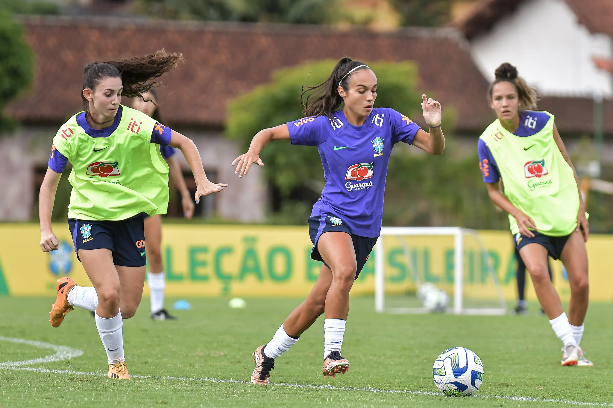 Craque capixaba na lista das melhores jogadoras da América