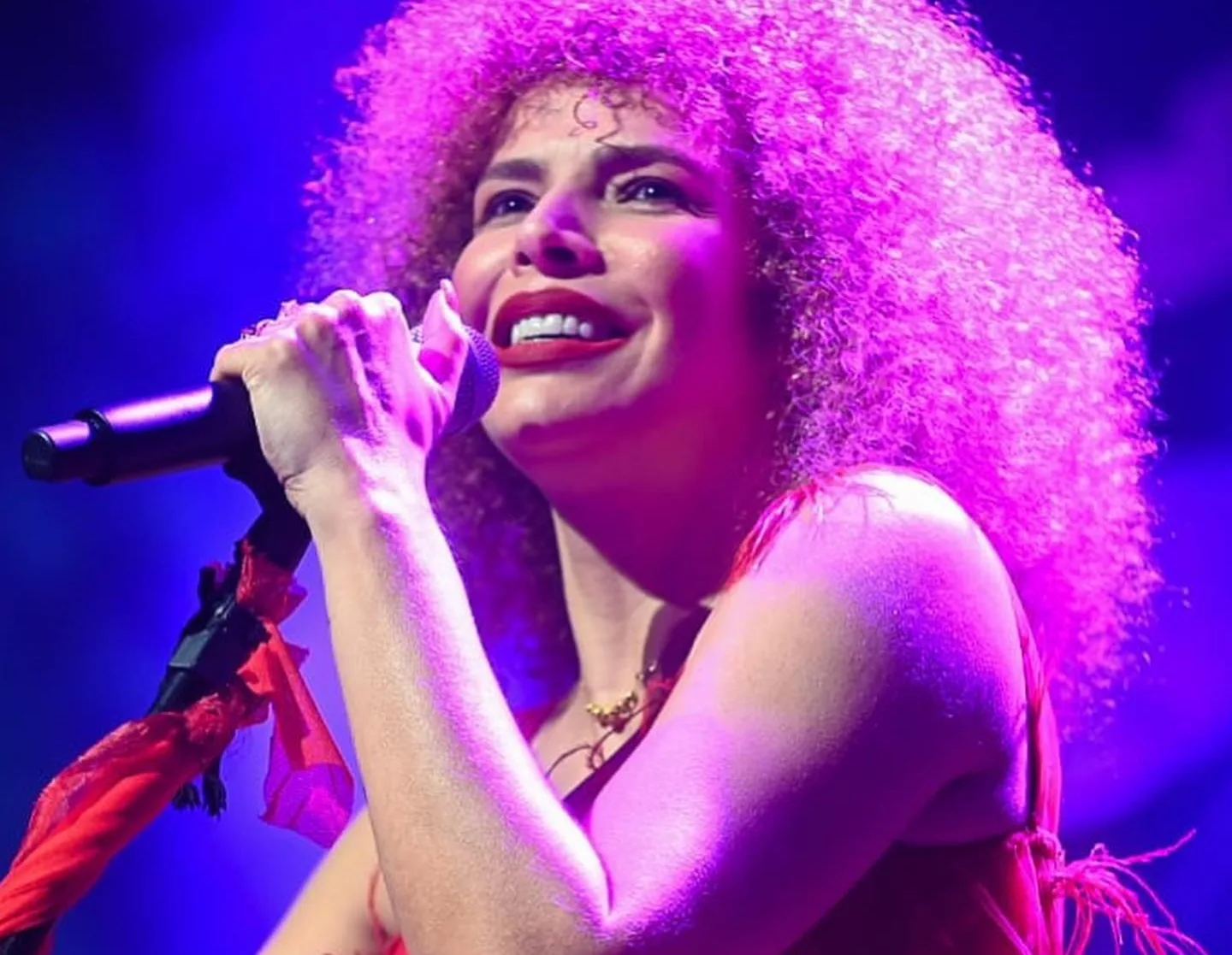 Vanessa da Mata faz show de graça em Guarapari neste fim de semana. Confira a programação