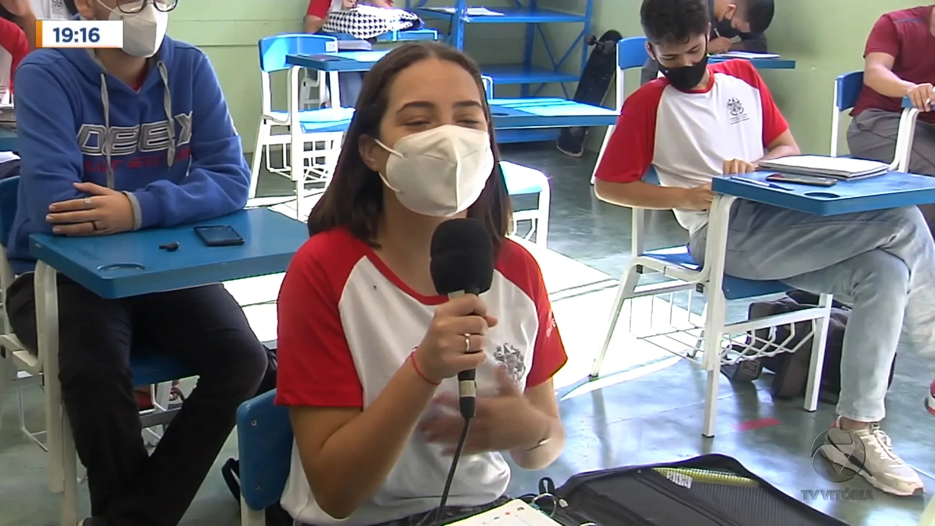 Volta às aulas presenciais para todos os estudantes