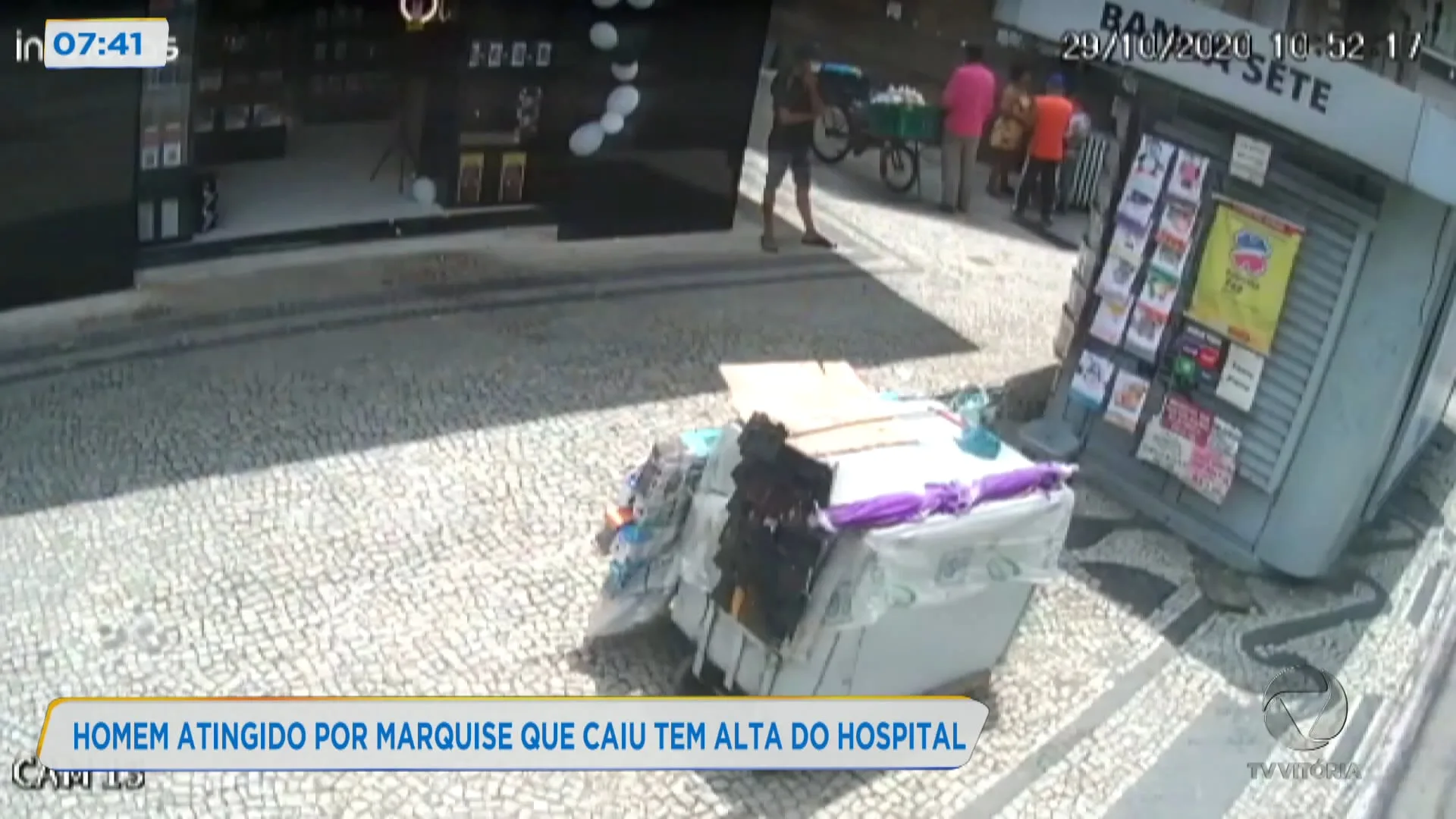 Homem atingido por marquise que caiu tem alta do hospital