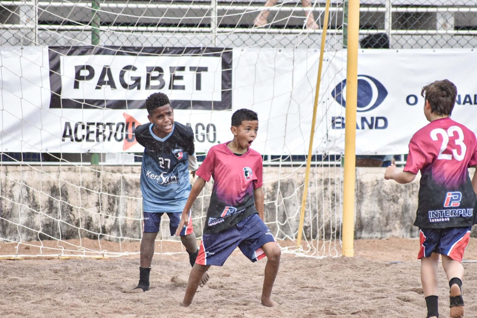 Campeonato Metropolitano de Base de Beach Soccer conhece campeões