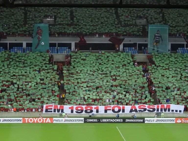 Mosaico do Flamengo na Libertadores é motivo de piada na web