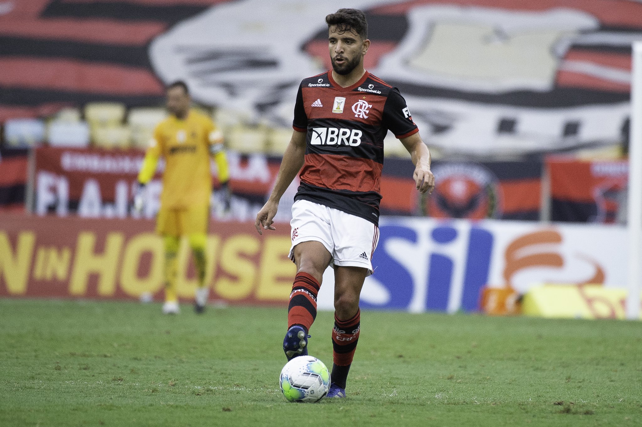 Flamengo atende Rogério Ceni e amplia acordo com Pepê até junho de 2021