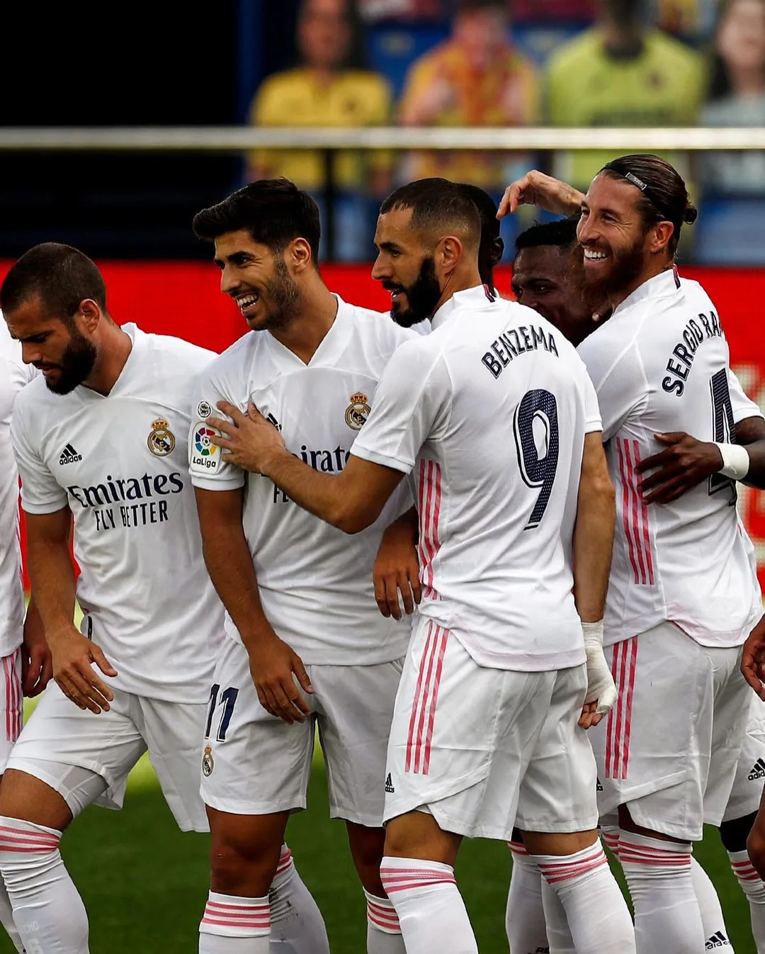 Vinícius Jr. marca no fim do jogo e garante o empate para o Real Madrid