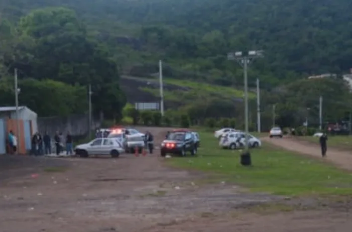 Jovem é assassinado a tiros na saída de show de pagode em Vitória