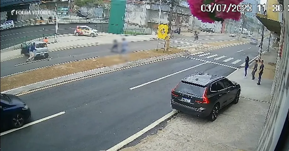 Bebê que foi arremessada de carro recebe alta em Cachoeiro