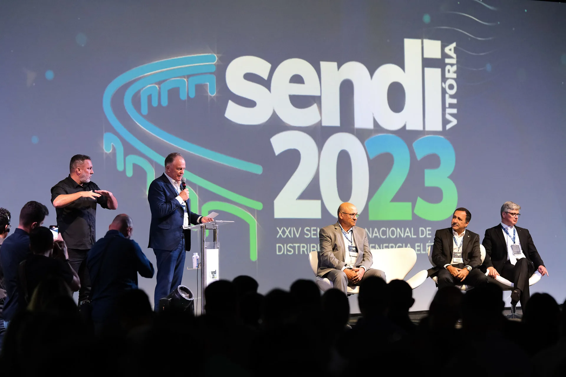 Sendi 2023: EDP deve fechar 2023 com R$ 800 milhões investidos no ES