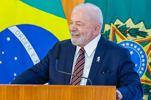 Lula disse a industriais que não teria ainda como entregar pacote