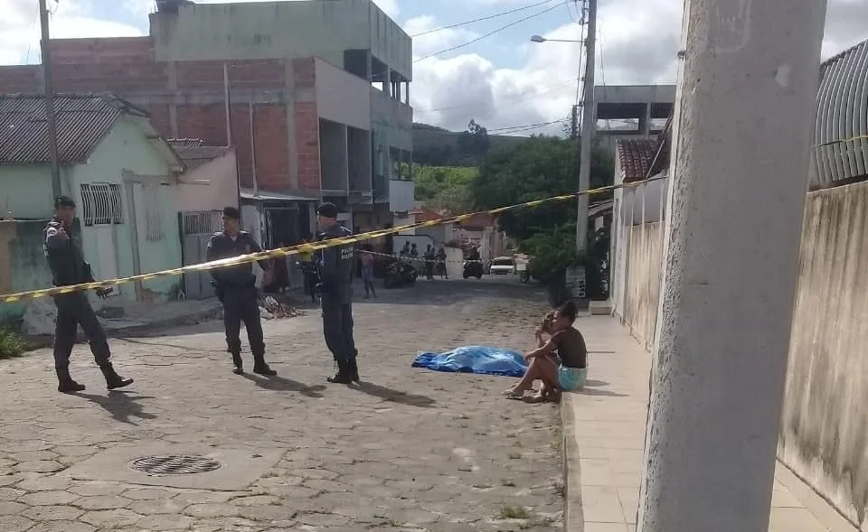 Mulher morre esfaqueada pelo ex-marido em Pinheiros