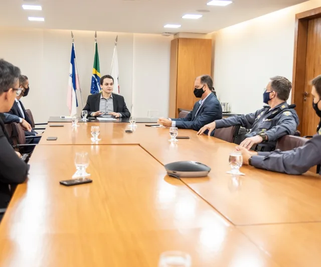 Reunião de segurança com prefeito Lorenzo Pazolini