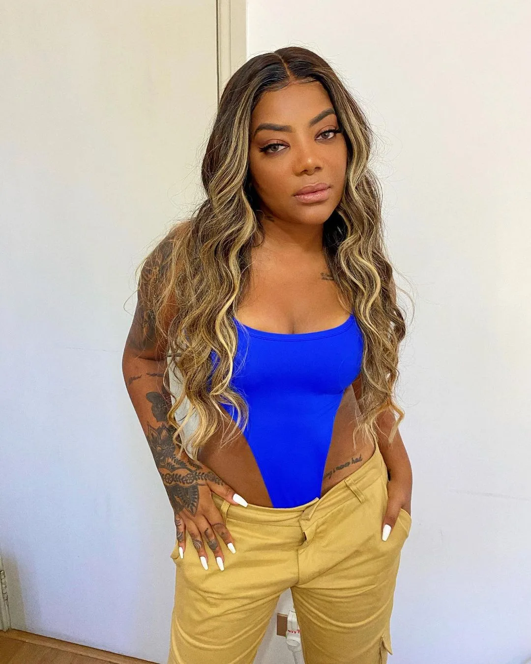 Ludmilla vai ao Catar ao lado da esposa e afirma que será ativista pelos direitos LGBTQIA+