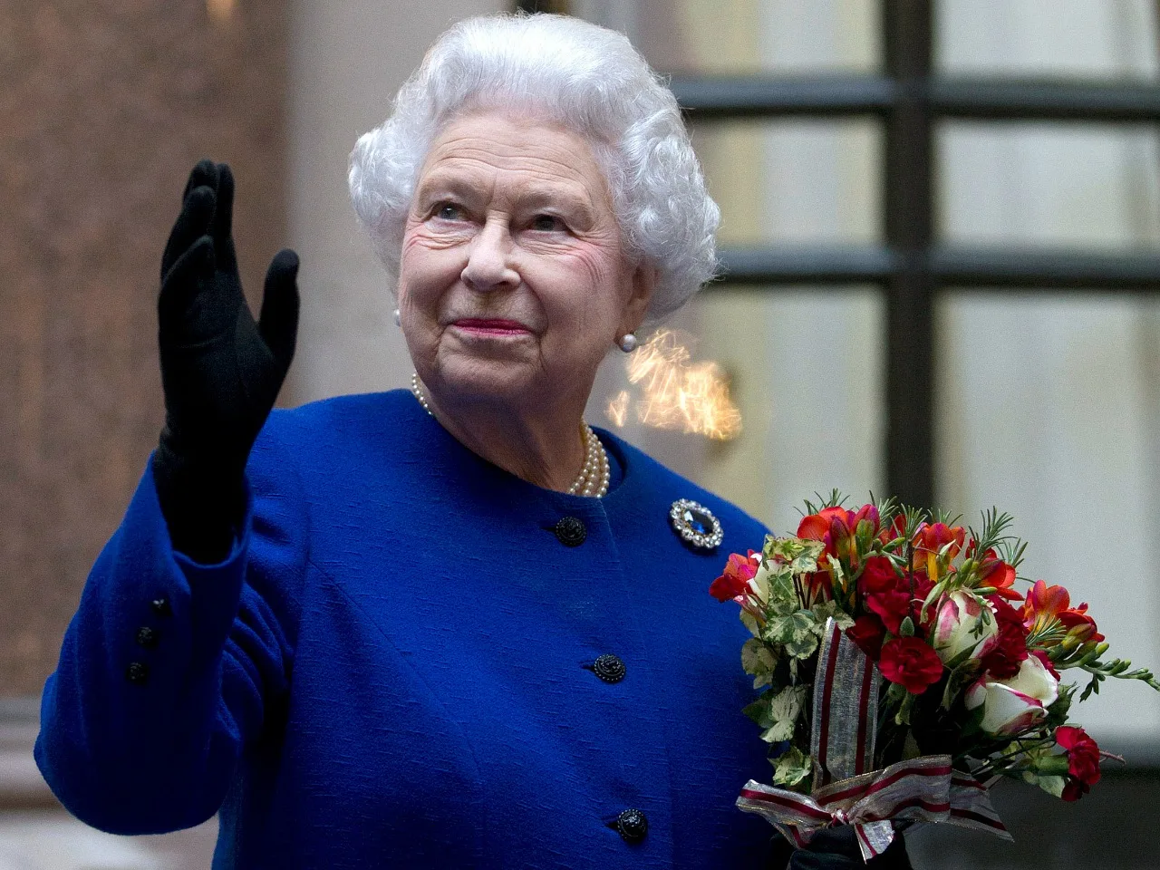 Rainha Elizabeth II retratada em filmes e séries. Confira