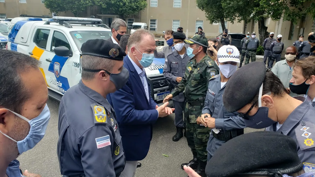 Polícia Militar recebe novos equipamentos e viaturas de Casagrande durante evento