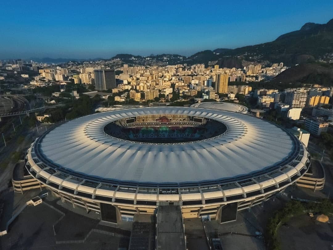 Clubes vão priorizar sócios-torcedores na volta do público aos estádios no Brasil