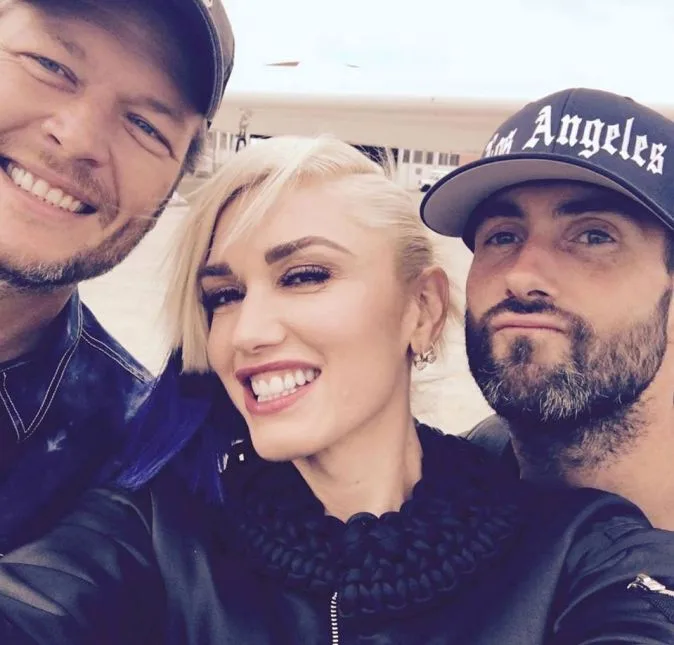 Namoro de Blake Shelton e Gwen Stefani preocupa equipe do The Voice