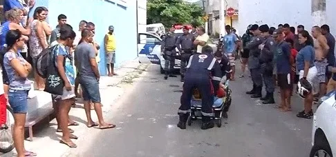 Homem é espancado em rua de Aribiri; ele foi encaminhado para um hospital e está em estado grave