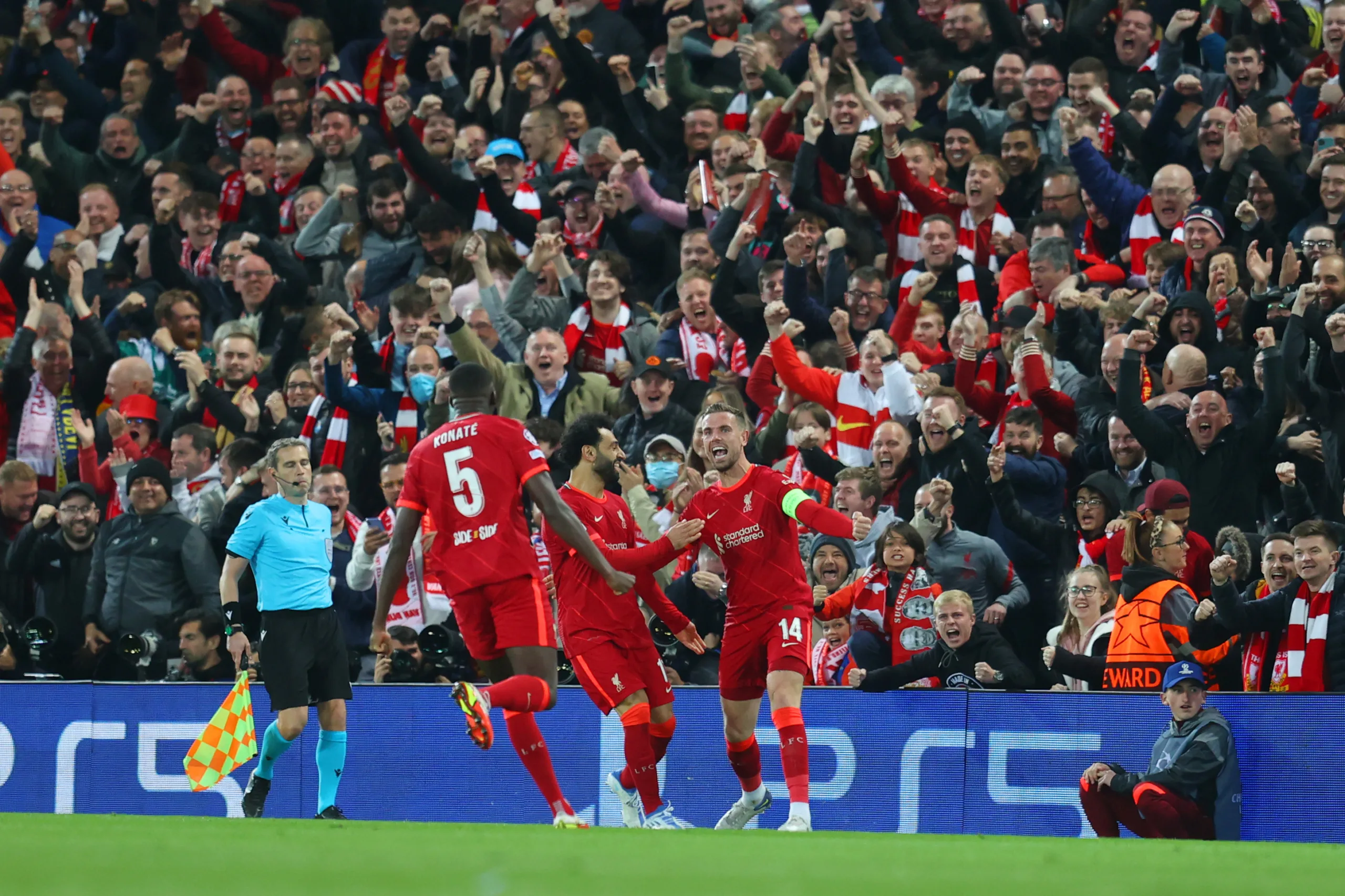 Liverpool fura bloqueio do Villarreal e fica perto da final da Liga dos Campeões