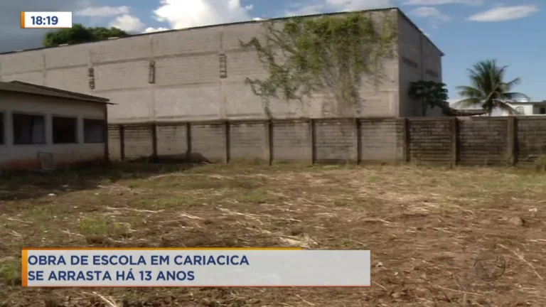 Obra de escola em Cariacica se arrasta há 13 dias
