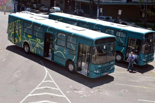 Ônibus que transporta ciclistas vai funcionar até 23 as horas em dias de semana