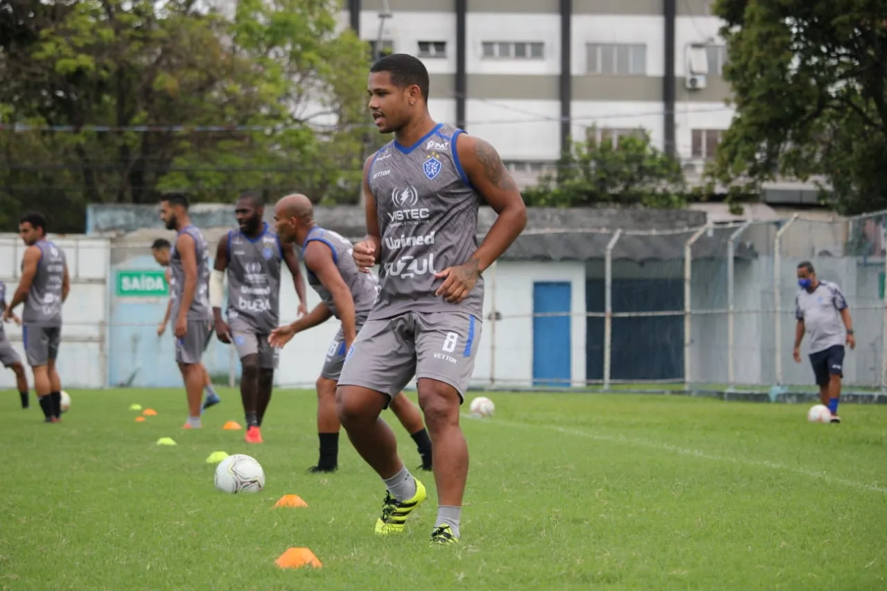 Vitória anuncia a saída do atacante Jarles Baiano