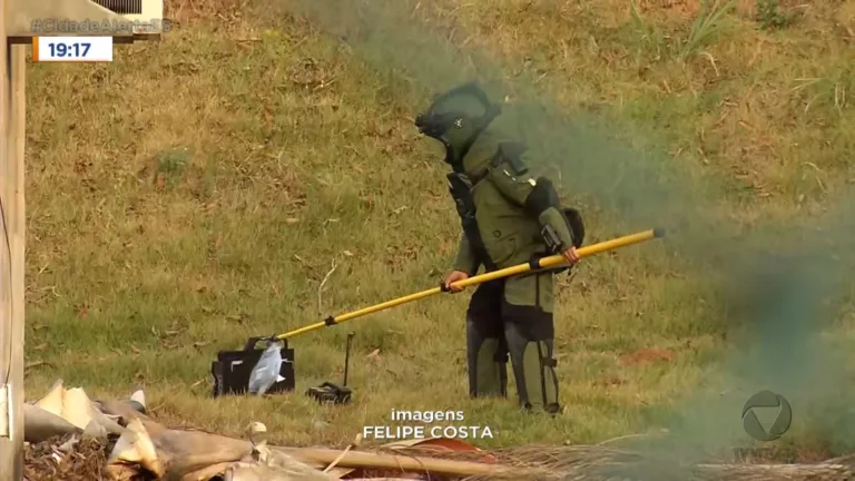Artefatos explosivos são encontrados dentro de depósito em delegacia