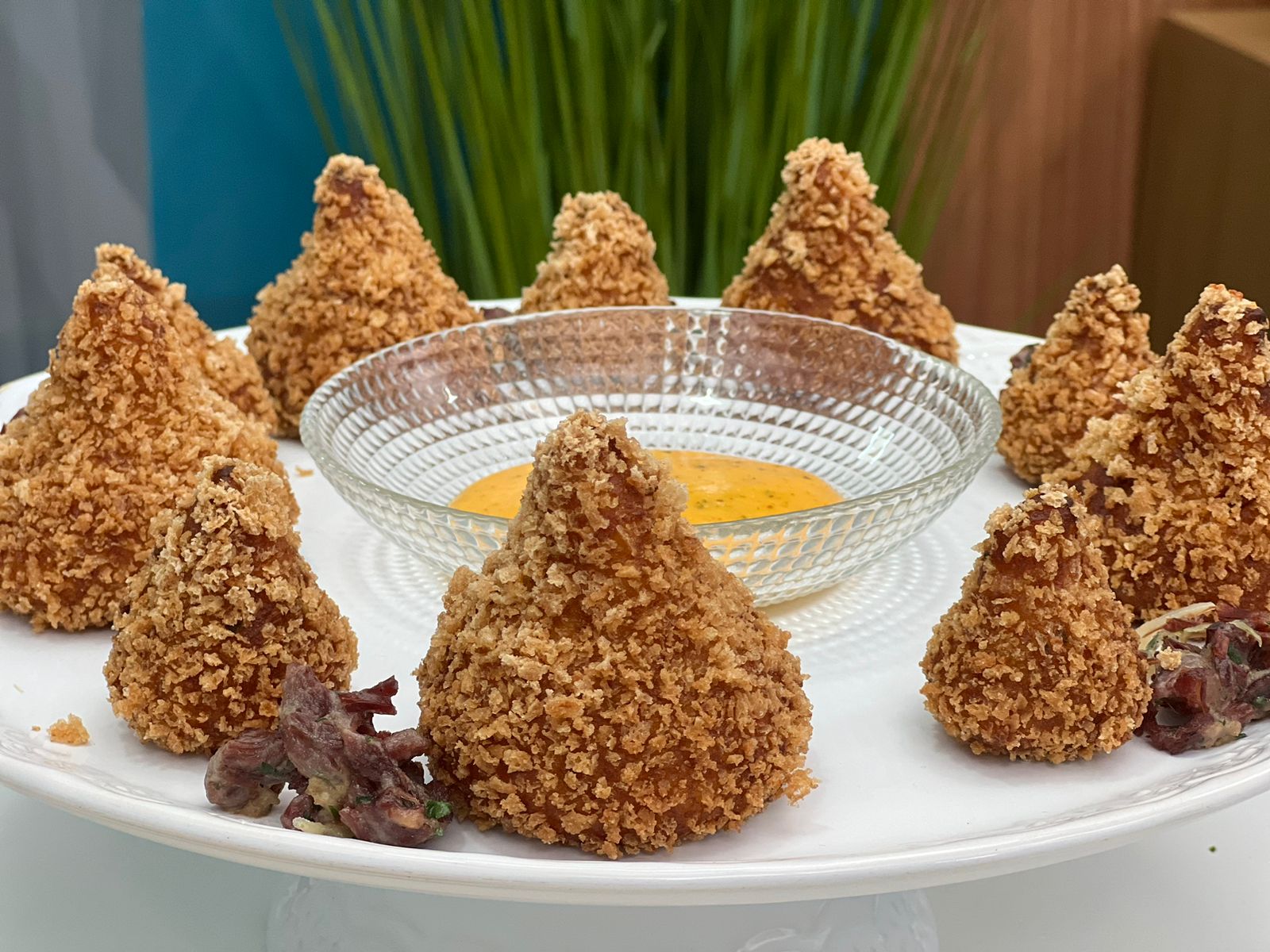 Tá barato! Aprenda deliciosa receita de coxinha de abóbora com queijo e carne seca