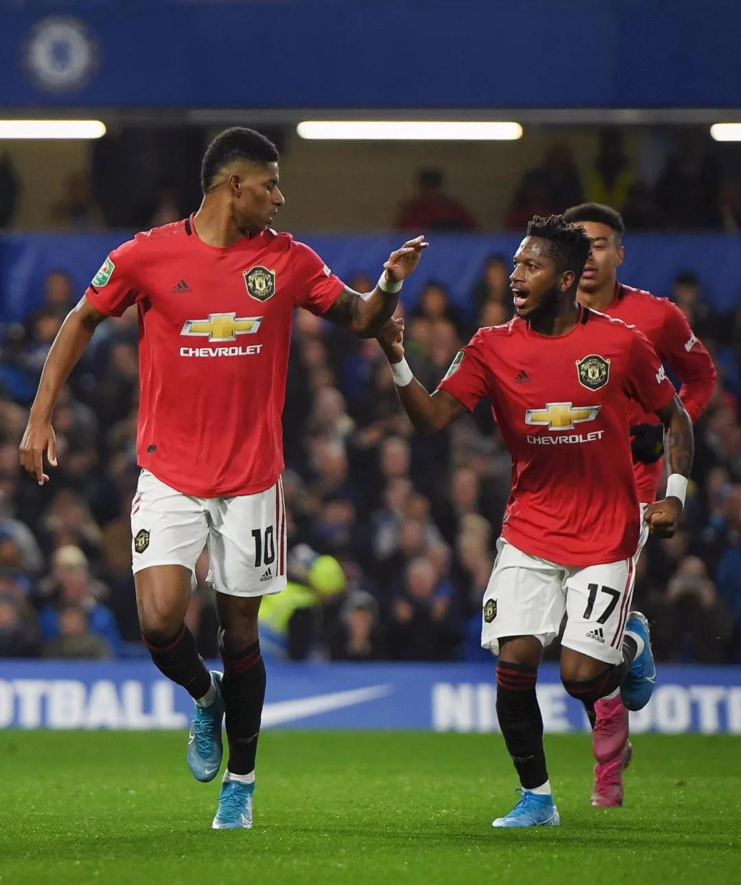 Manchester United elimina Chelsea na Copa da Liga Inglesa e alivia má fase