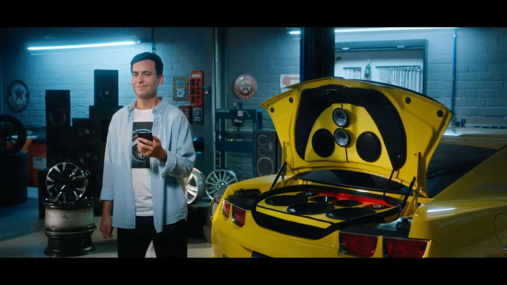  Elo aposta em rimas com a marca em campanha bem humorada