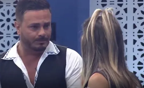 Rodrigo Phavanello chora e se emociona em A Fazenda: 'Chorando porque vai acabar'
