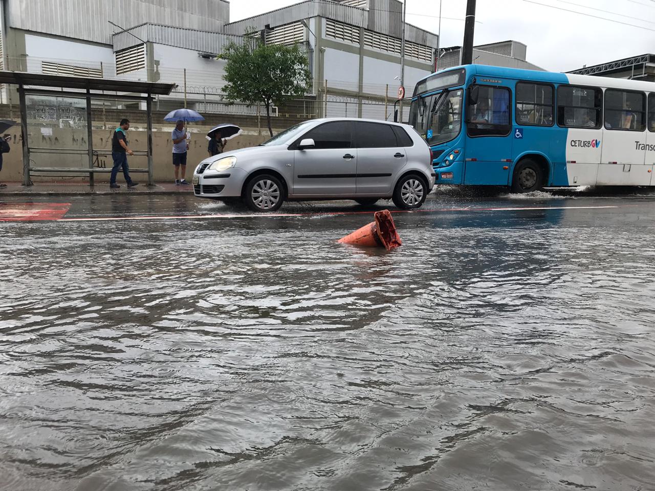 Alertas de chuvas intensas são emitidos para 69 cidades do Espírito Santo. Veja a lista!