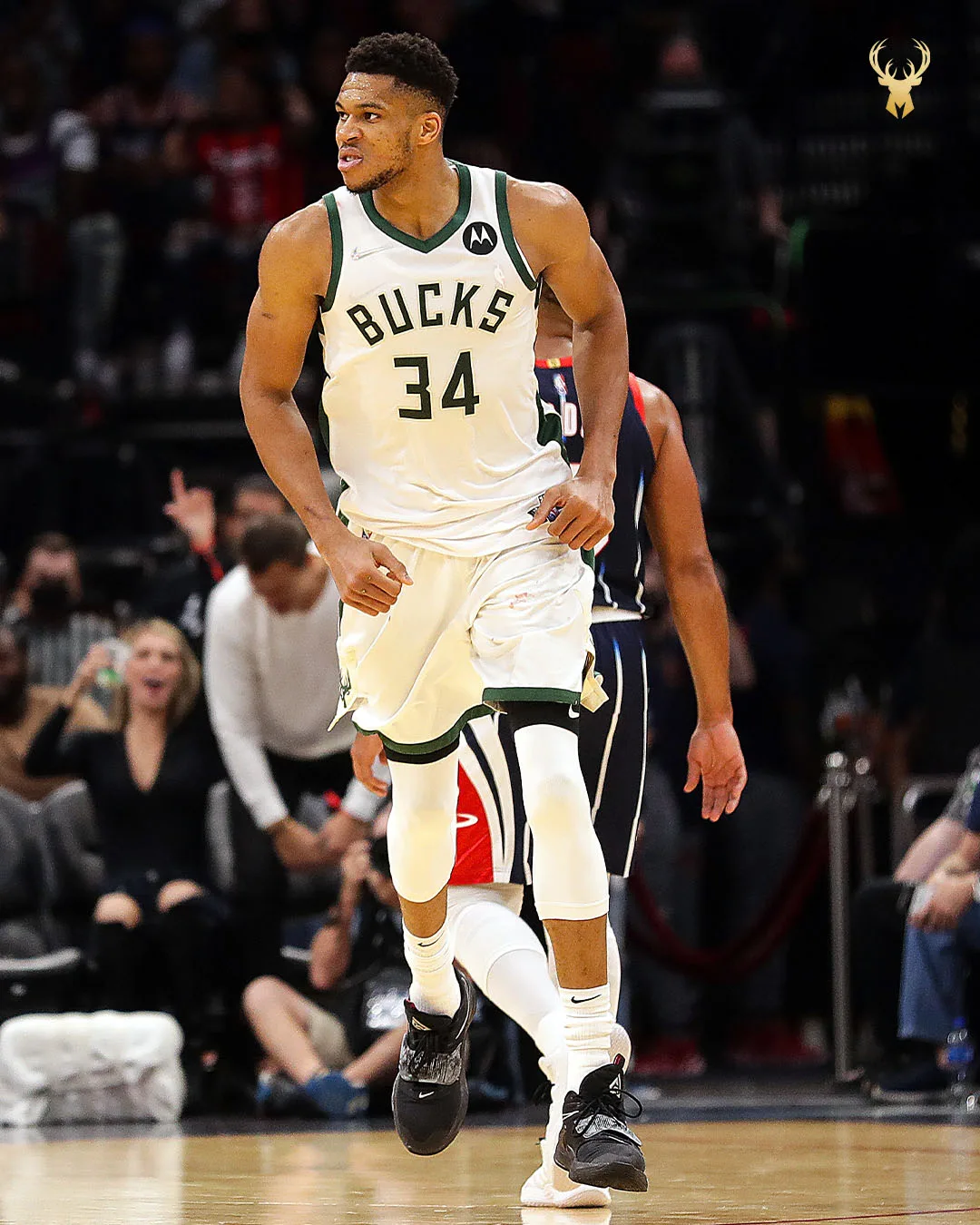 Antetokounmpo não vai disputar a Copa do Mundo de Basquete: 'Ainda não estou pronto'