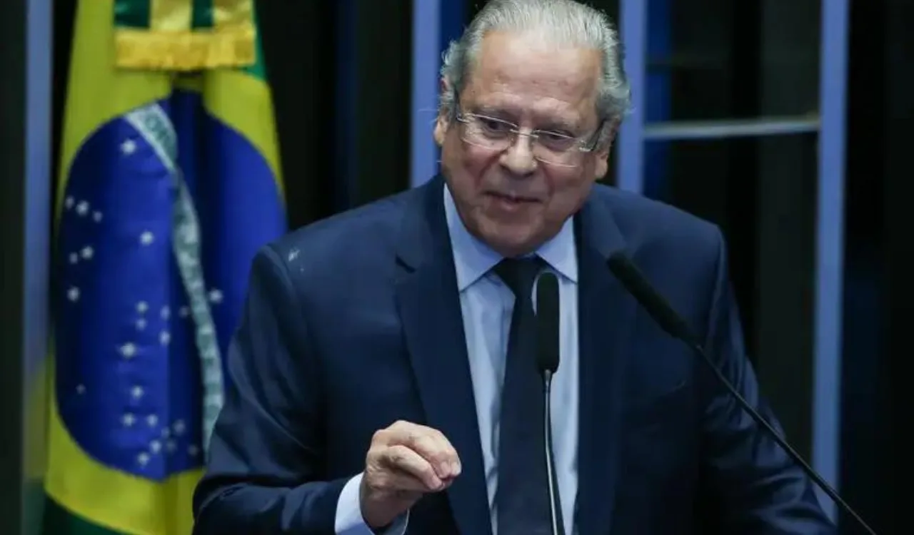 "Até por justiça, mereço voltar à Câmara", diz José Dirceu sobre planos para 2026