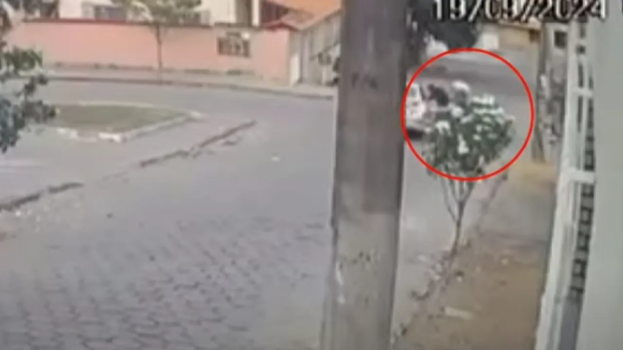 VÍDEO | Motorista é assassinado a tiros dentro de carro