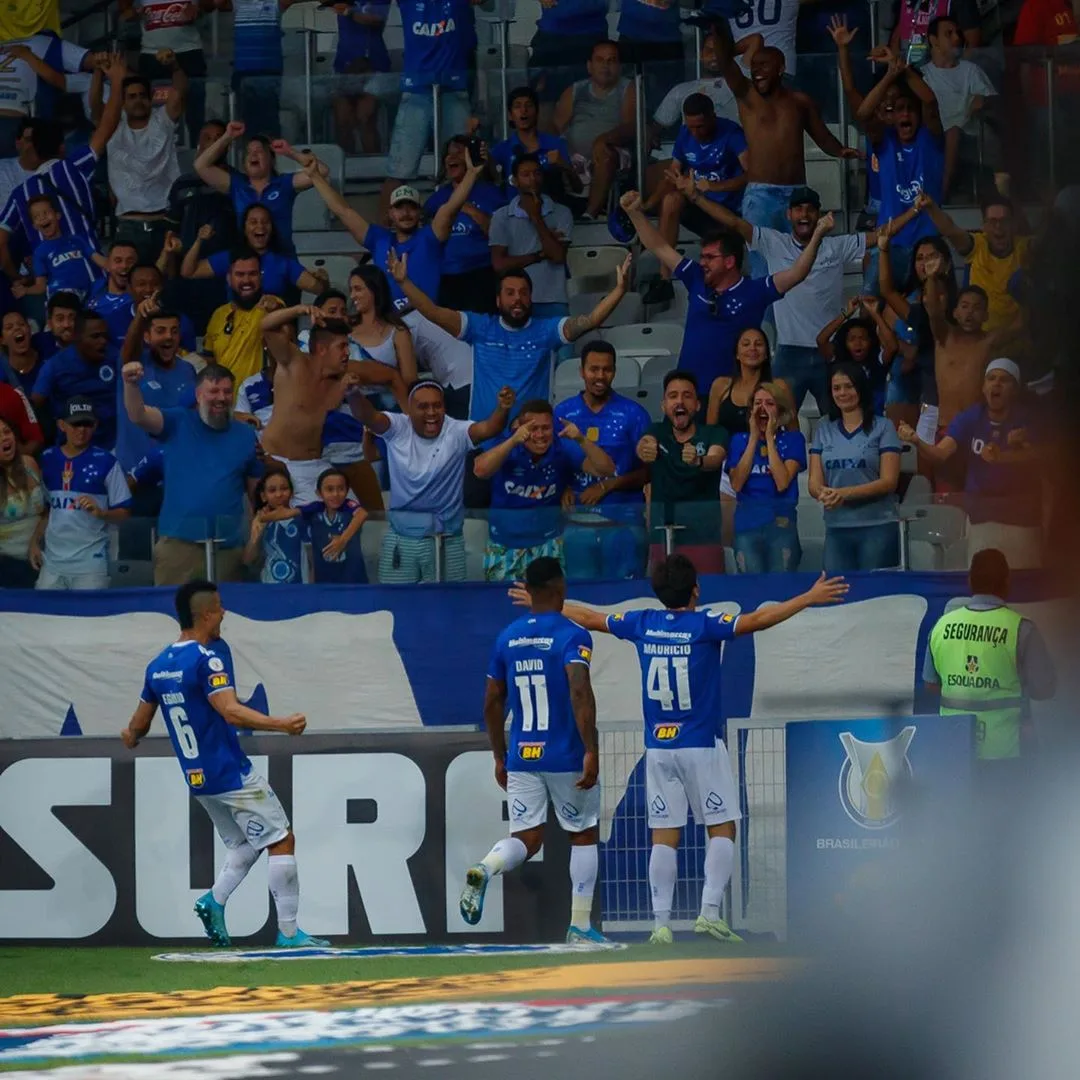 Jovem Maurício da base sai do banco de reservas para dar vitória ao Cruzeiro contra Vasco