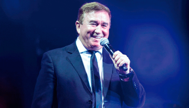 Show de Amado Batista é adiado por conta do protesto dos Caminhoneiros