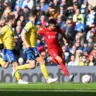 Salah faz gol 2000 do Liverpool na Premier League e sela vitória contra Brighton
